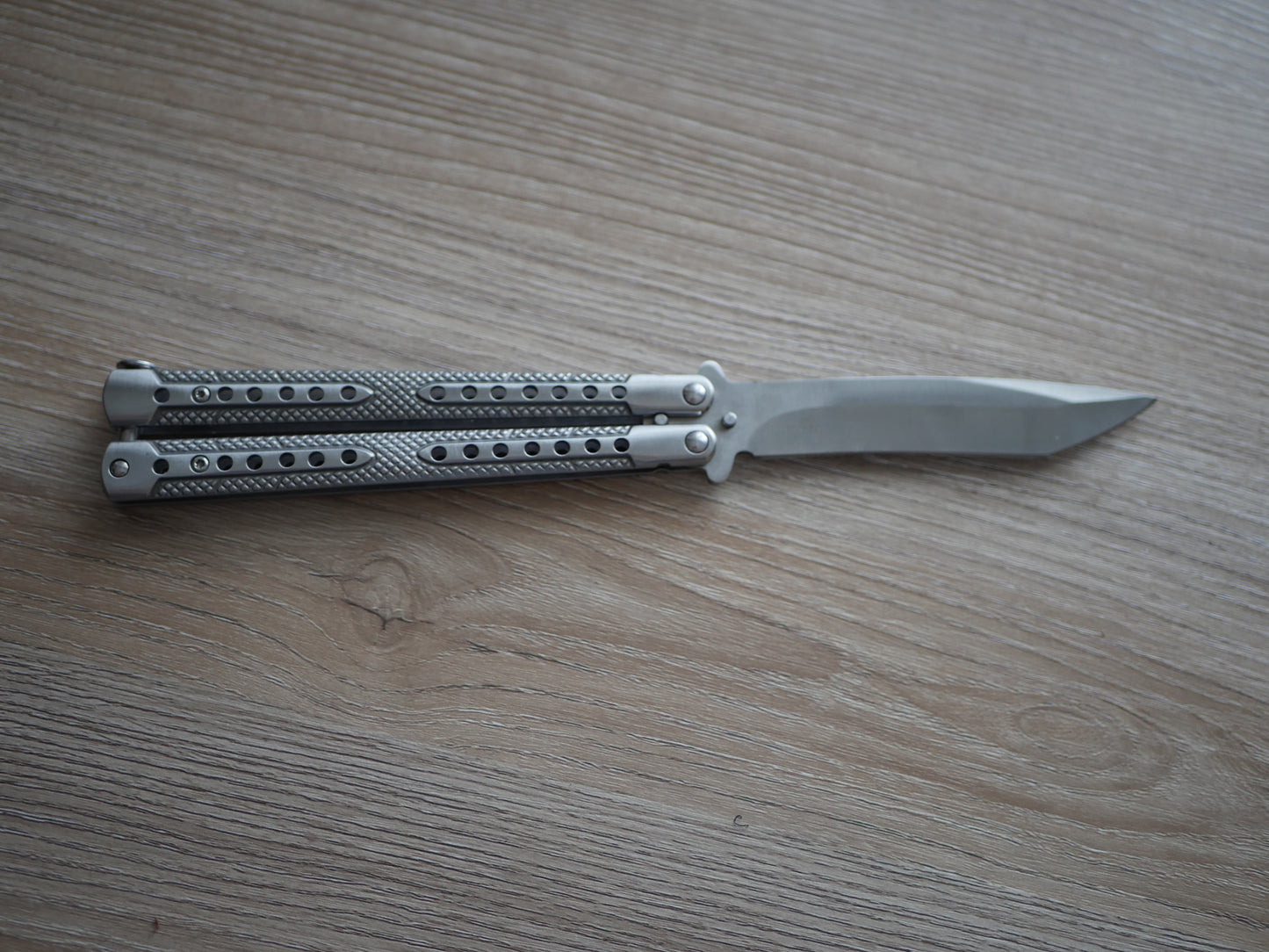 Butterfly Knife 5" Blade, Sliver Pattern
